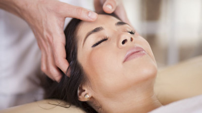 5 Cara Terbaik Atasi Rambut Rontok